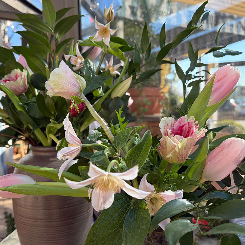 Romantic garden-style flowers with movement by Wild Beauty Floral Design